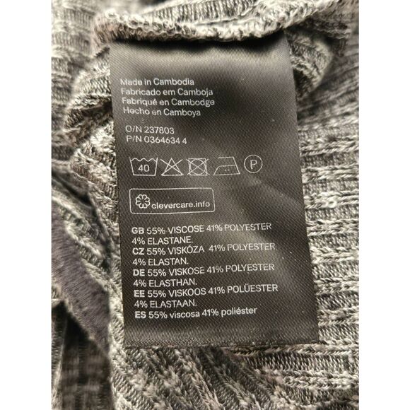 H&M Women's Size Large Grey/White Ombre Knit Shirt - Picture 6 of 6